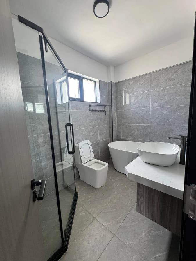 4 Bed Apartment in Lavington